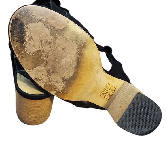 Free People Rosie Ruffle Block Heel Suede Sandals Heels - Picture 5 of 5